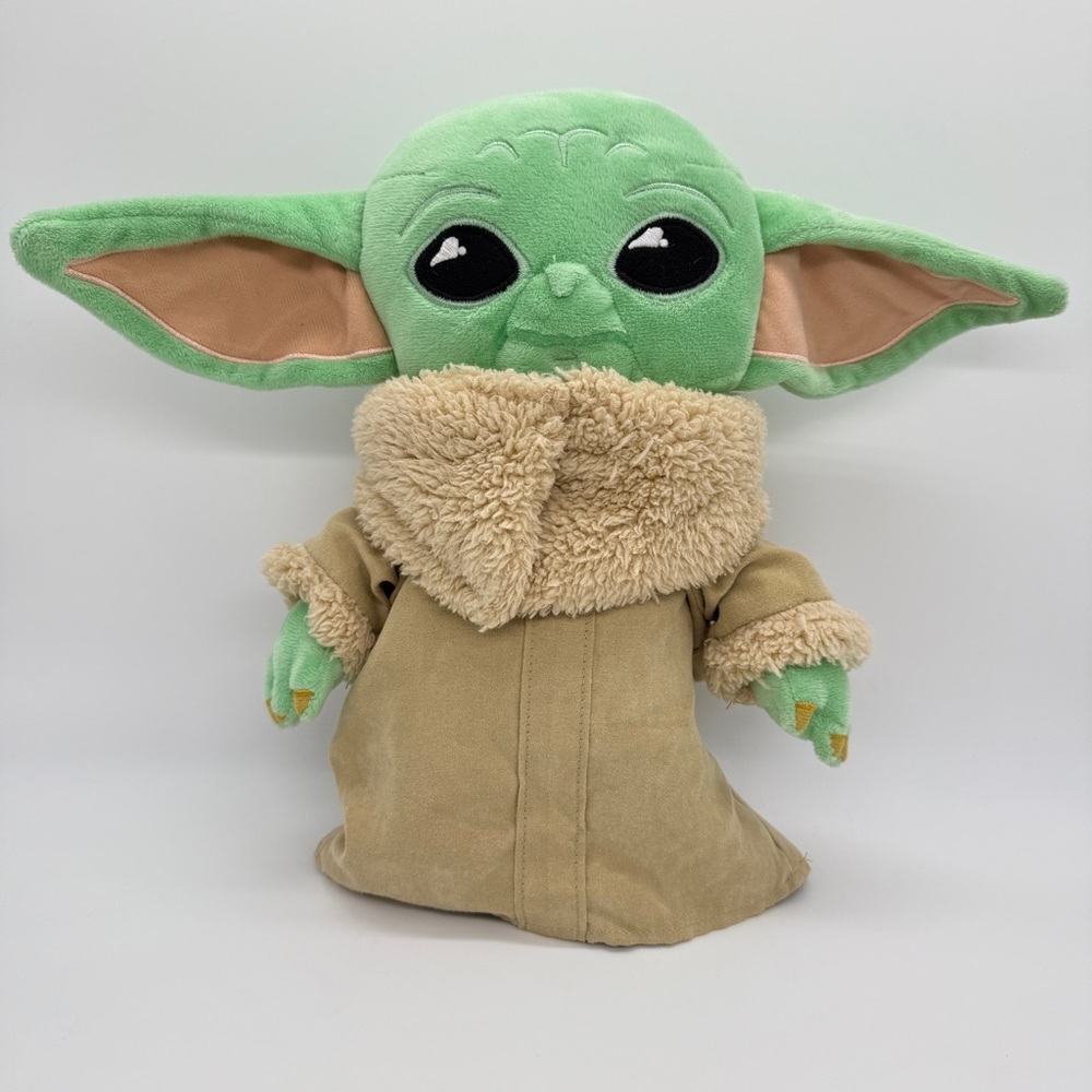 Baby Yoda The Child Plush 14" Stuffed Animal Star Wars Mandalorian Droid Toy